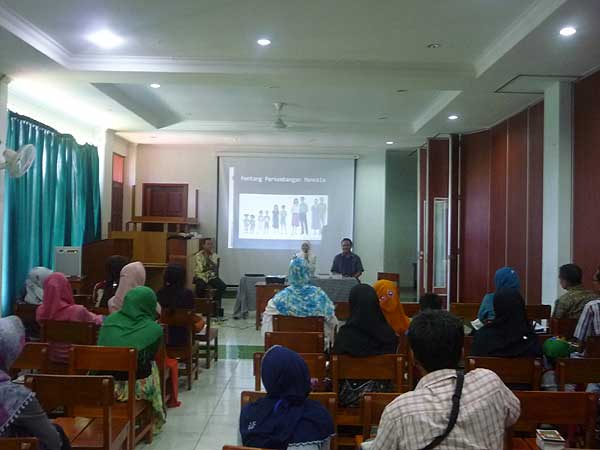 16032013_seminar_anak
